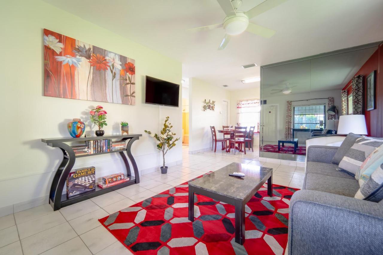 Beach Chairs, Good Kitchen, Strong Wifi On 14Th Ave Fort Lauderdale Exterior photo