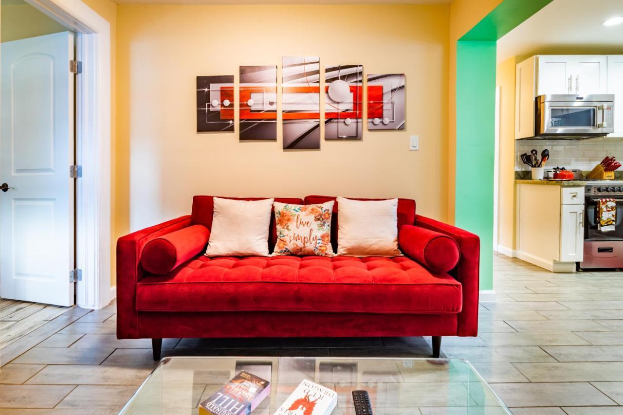 Beach Chairs, Good Kitchen, Strong Wifi On 14Th Ave Fort Lauderdale Exterior photo